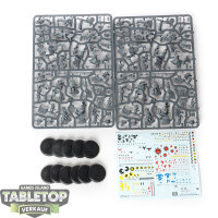 Orks - 10x Ork Beast Snagga Boyz - im Gussrahmen