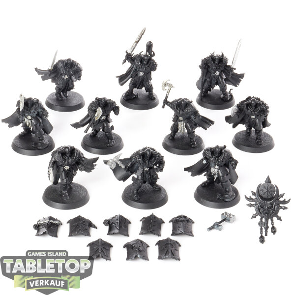 Slaves to Darkness - 10x Chaos Warriors - teilweise gebaut
