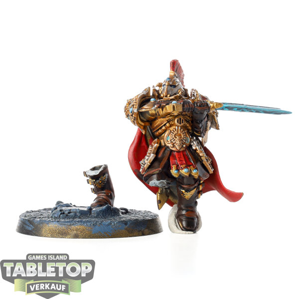 Adeptus Custodes - Blade Champion - bemalt