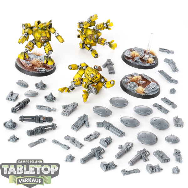 Tau Empire - 3x XV8 Crisis Battlesuit Team - bemalt