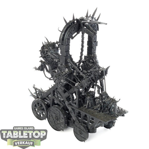 Skaven - Plague Priest on Plague Furnace - grundiert