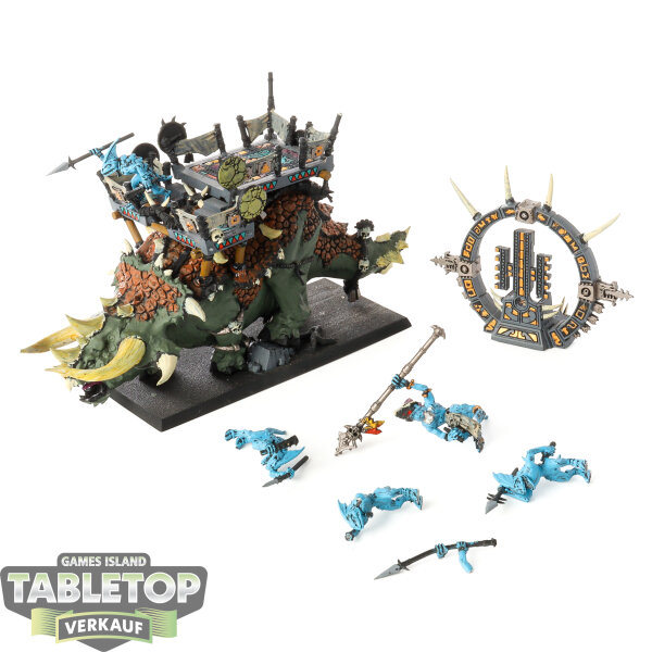 Lizardmen - Engine of the Gods - bemalt