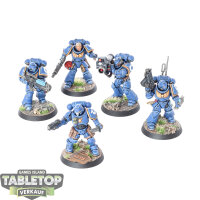 Ultramarines - 5 Intercessor Squad - bemalt