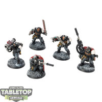 Space Marines - 5x Scouts klassisch - bemalt