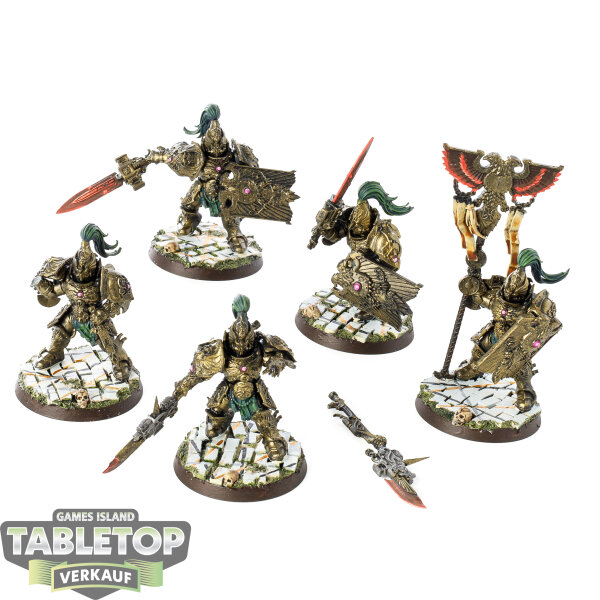 Adeptus Custodes - 5x Custodian Guard - bemalt