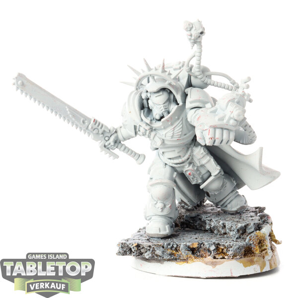 Space Marines - Captain in Gravis Armour - grundiert