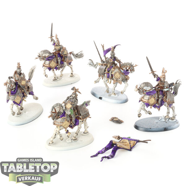 Cities of Sigmar - 5x Freeguild Cavaliers - teilweise bemalt