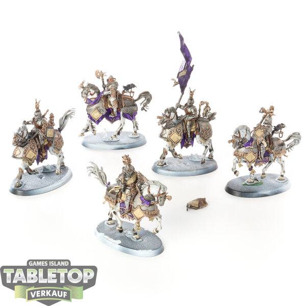 Cities of Sigmar - 5x Freeguild Cavaliers - teilweise bemalt