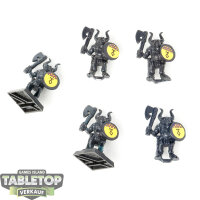 Miniaturen - 5x Beastmen - unbemalt