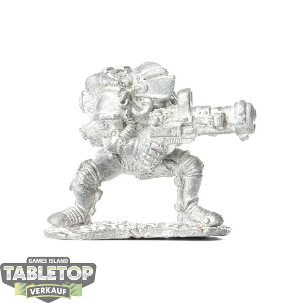 Miniaturen - Retained Knight with Minstrel Taser - unbemalt