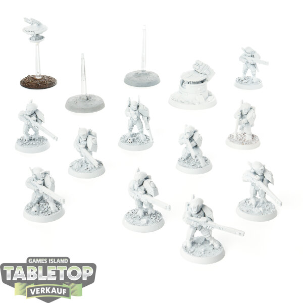 Tau Empire - 10x Fire Warriors Strike Team - grundiert