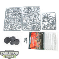 Chaos Space Marines - Huron Blackheart and the Masters of...