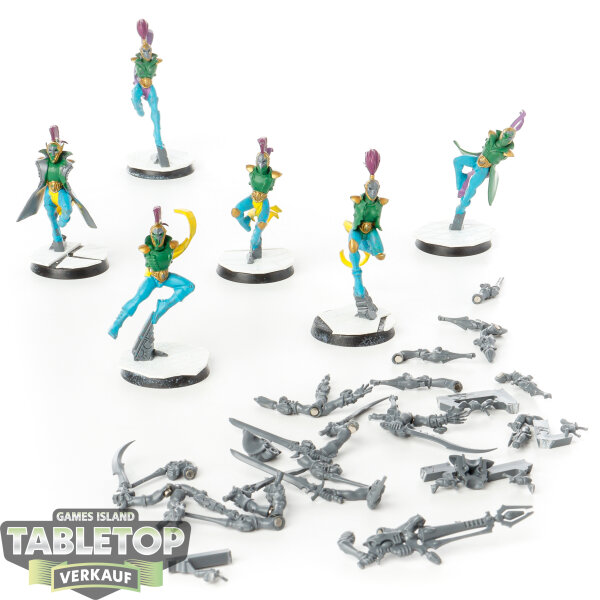 Aeldari - 6x Harlequin troupe - teilweise bemalt