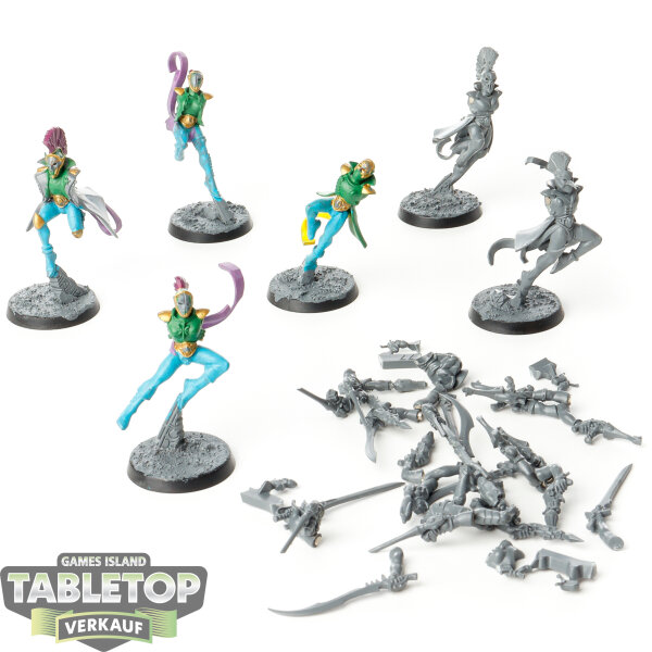 Aeldari - 6x Harlequin troupe - teilweise bemalt