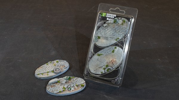 GamersGrass - Urban Warfare Bases - Oval 90mm (x2)