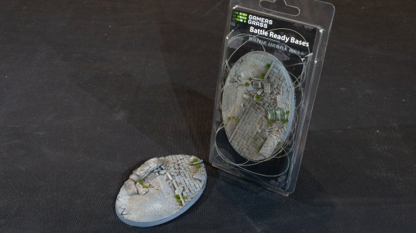 GamersGrass - Urban Warfare Bases - Oval 105mm (x1)