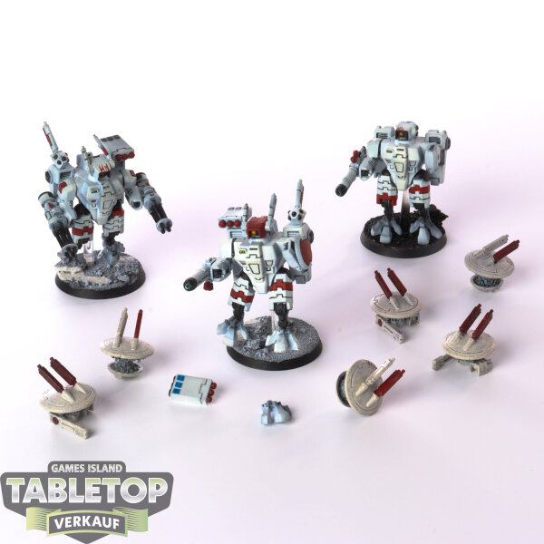 Tau Empire - 3 x XV8 Crisis Battlesuit Team klassisch - bemalt