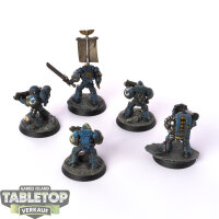 Ultramarines - 5 x Tactical Squad klassisch - gut bemalt