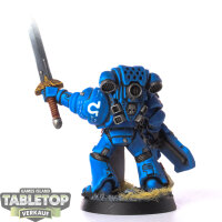 Ultramarines -  Company Champion - gut bemalt