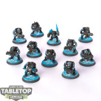 Orks - 11 x Ork Boyz - gut bemalt