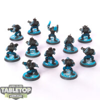 Orks - 11 x Ork Boyz - gut bemalt