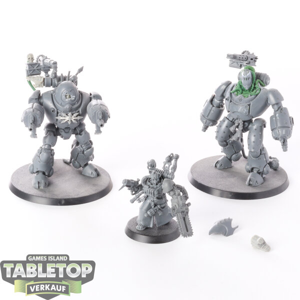 Adeptus Mechanicus -  2 x Kastelan Robots & Cybernetica Datasmith - unbemalt