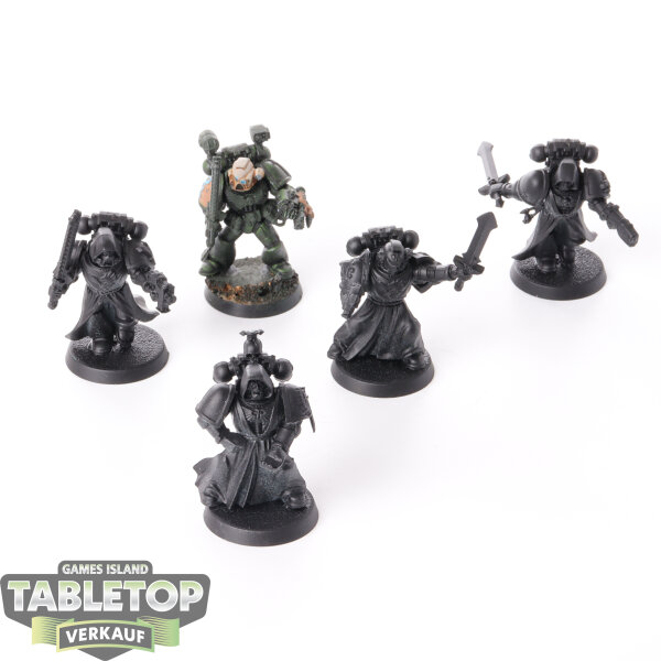 Dark Angels - 5 x Company Veterans - teilweise bemalt