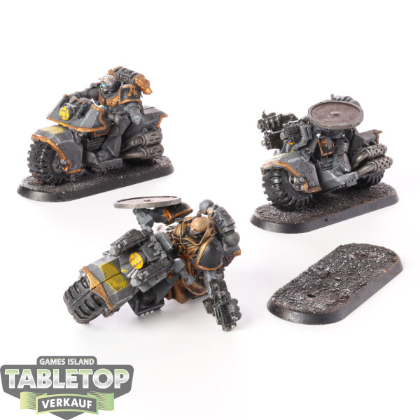 Space Marines - 3 Bike Squad - bemalt