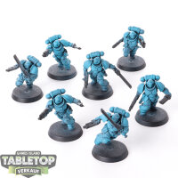 Space Marines - 7 x Assault Intercessors - teilweise bemalt