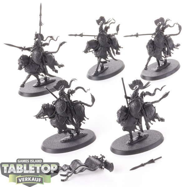 Lumineth Realm Lords - 5 x Vanari Dawnriders - grundiert