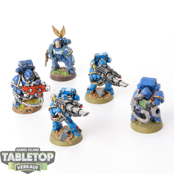 Ultramarines - 5 x Devastator Squad klassisch - bemalt