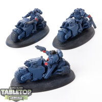 Space Marines - 3 Outriders - teilweise bemalt