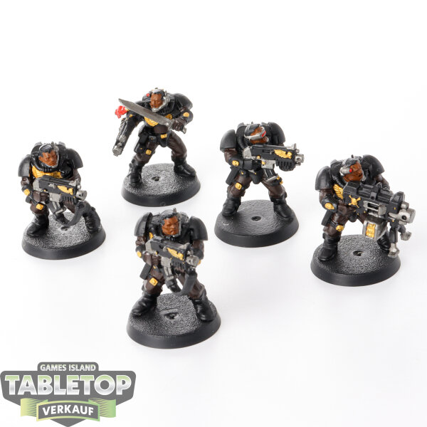 Space Marines - 5 Scouts - bemalt