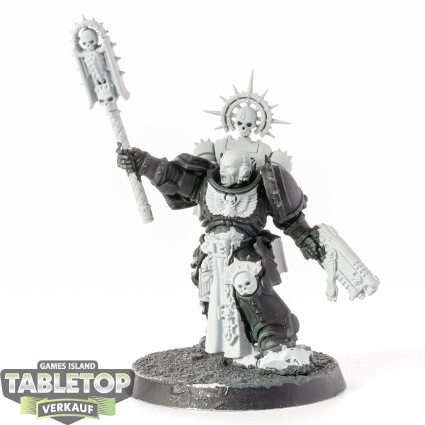 Space Marines - Primaris Chaplain - grundiert