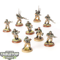 Astra Militarum - 9 x Cadian Shock Troops klassisch - bemalt