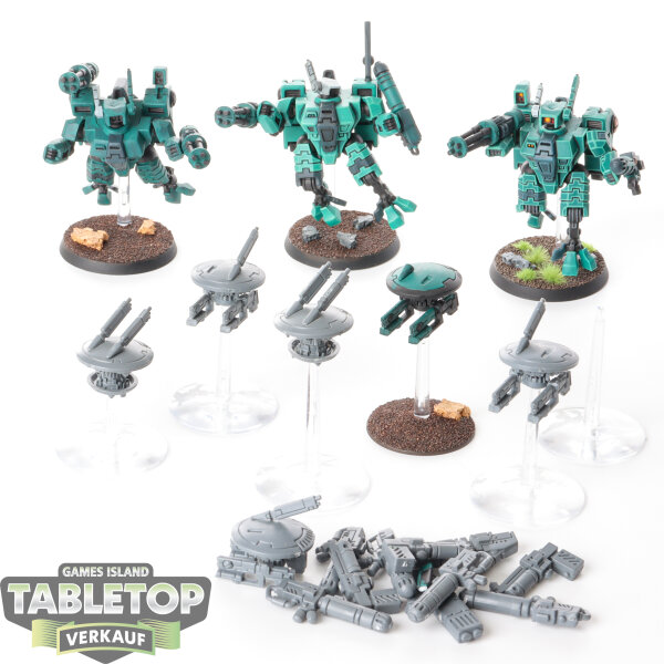 Tau Empire - 3 x XV8 Crisis Battlesuit Team - teilweise bemalt