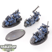 Chaos Space Marines - 3 - Outriders (Chaos) - grundiert