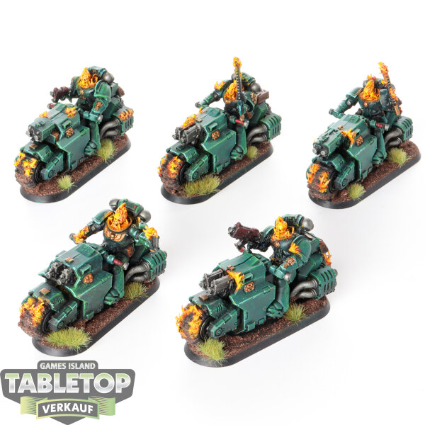 Space Marines - 5 Outriders - bemalt