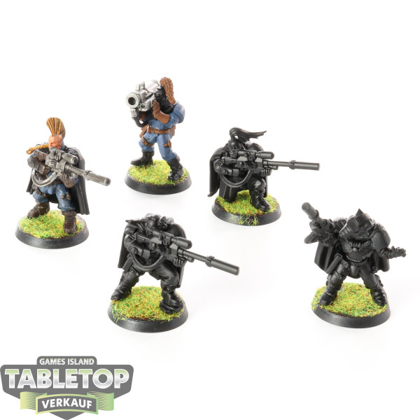 Space Wolves - 5 x Scouts with Sniper Rifles - teilweise bemalt