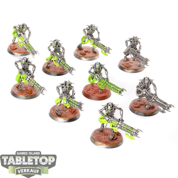 Necrons - 9 Immortals Eigenbau - teilweise bemalt