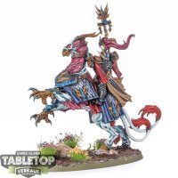 Stormcast Eternals - Lord-Arcanum on Gryph-charger - bemalt