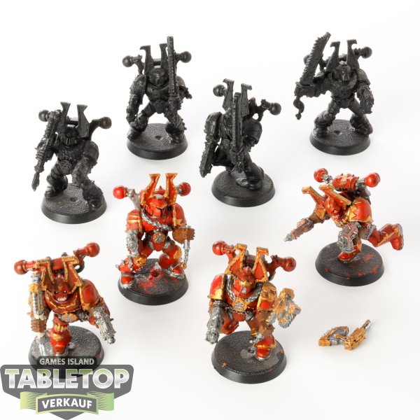 Chaos Space Marines - 8 x Khorne Berzerkers klassisch - teilweise bemalt