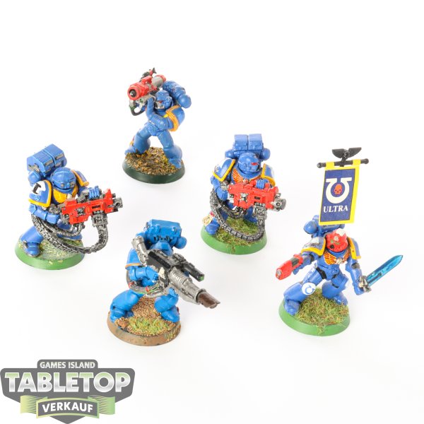 Space Marines - 5 x Devastator Squad klassisch - bemalt