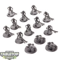 Necrons - 10 x Necron Warriors & 3 x Scarabs - grundiert