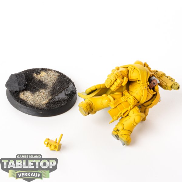 Imperial Fists - Tor Garadon - teilweise bemalt