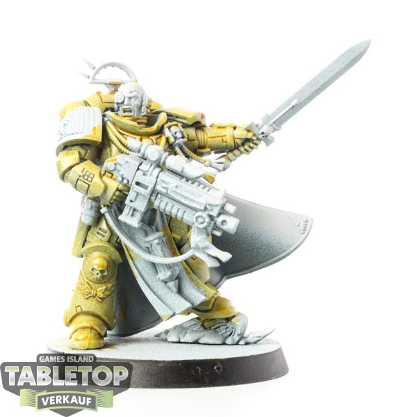 Imperial Fists - Primaris Captain - teilweise bemalt