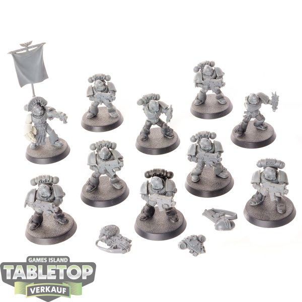 Space Marines - 10 x Tactical Squad klassisch - teilweise bemalt