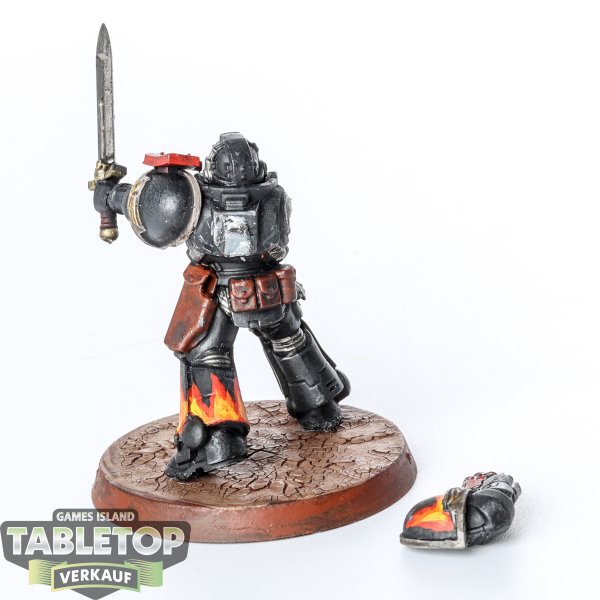 Space Marines - Primaris Lieutenant - bemalt