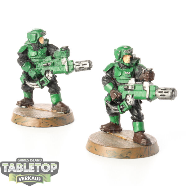 Astra Militarum - 2 x Cadian Special Weapons klassisch - bemalt