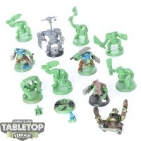 Orks - 11 x Ork Boyz klassisch - teilweise bemalt